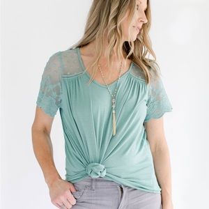 Jodifl turquoise decorative tee